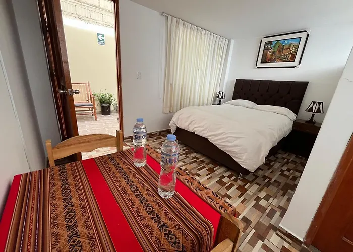 Guest house Qhawarina 3*